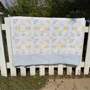 Croft & Barrow Patchwork Triangle Gingham Reversible Quilt 100% Cotton F/Q GUC